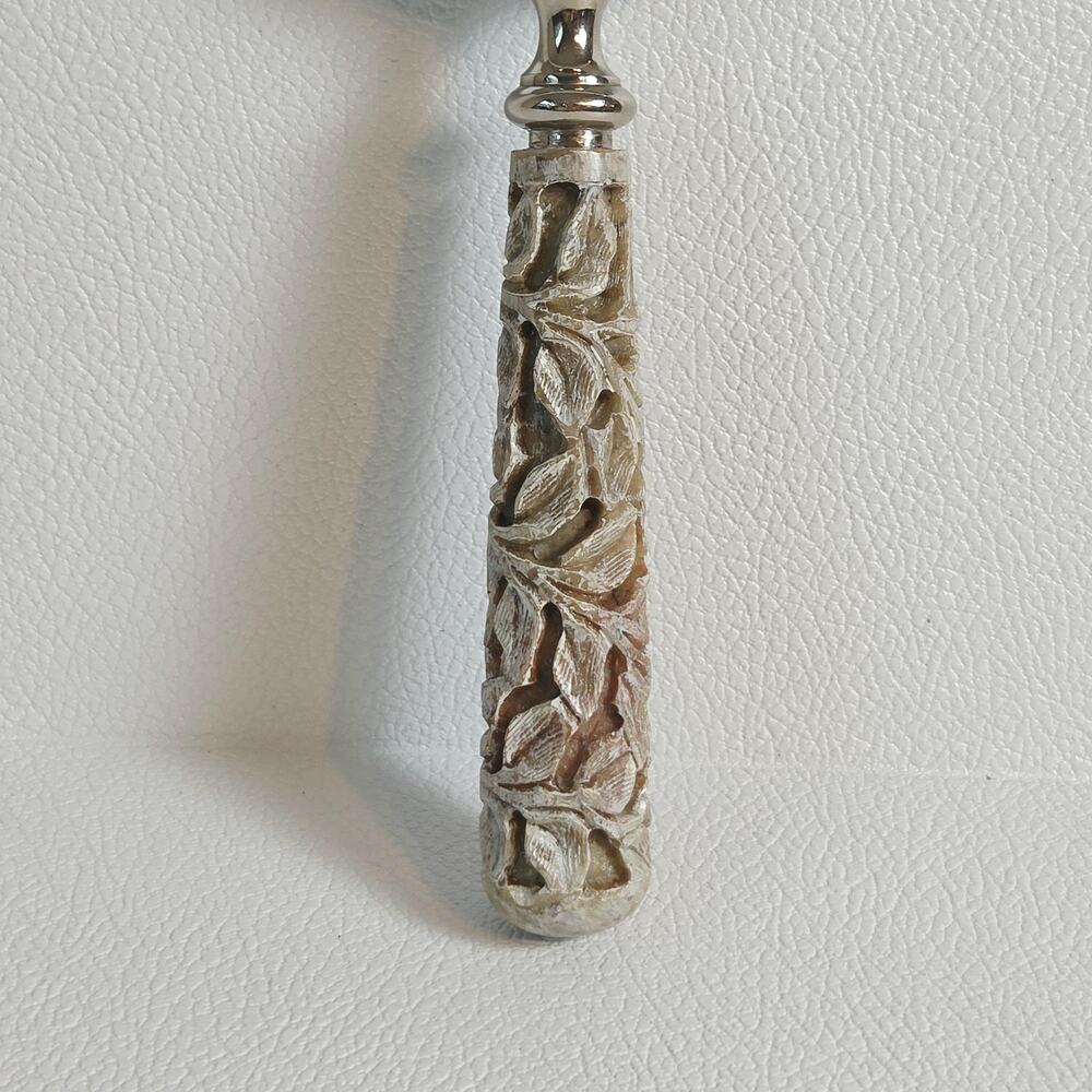 Carved Stone Leaf Handle Magnifying Glass Decorative Desk Reader Tool Office - Picture 3 of 8